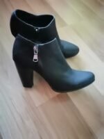 Дамски боти