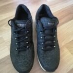 SKECHERS